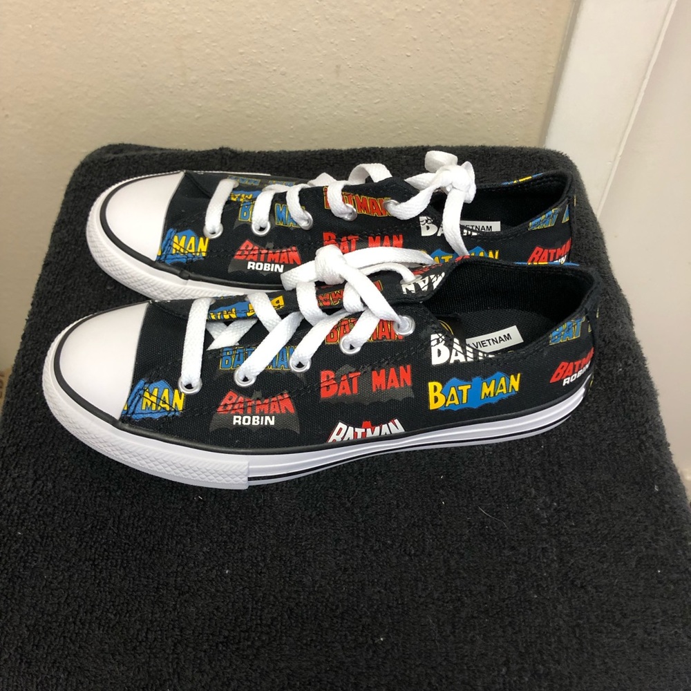 Converse x Batman Chuck Taylor All Star Low Top